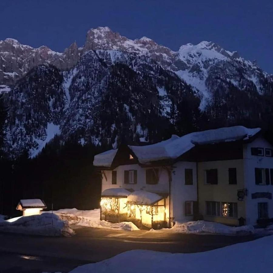 Hotel Ristorante Genzianella Madonna Eksteriør billede