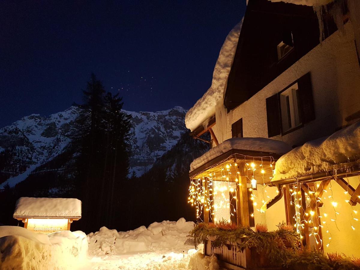 Hotel Ristorante Genzianella Madonna Eksteriør billede